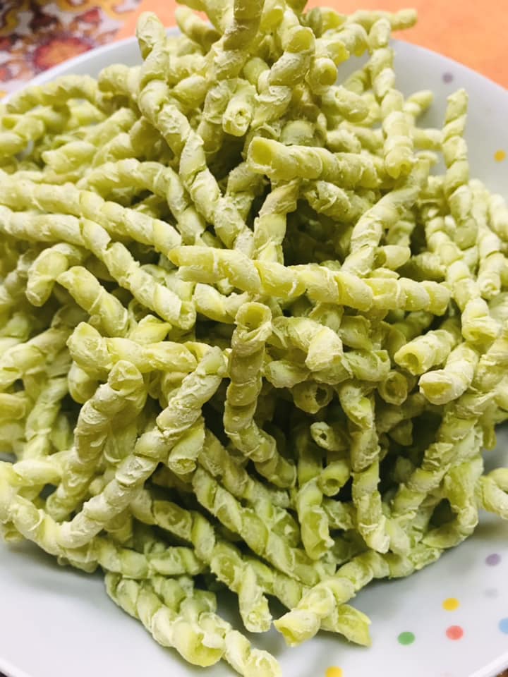 Ricetta Busiate al pistacchio con pesto di pistacchio e gamberi - passaggio 1