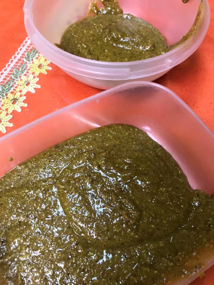 Ricetta Busiate al pistacchio con pesto di pistacchio e gamberi - passaggio 2