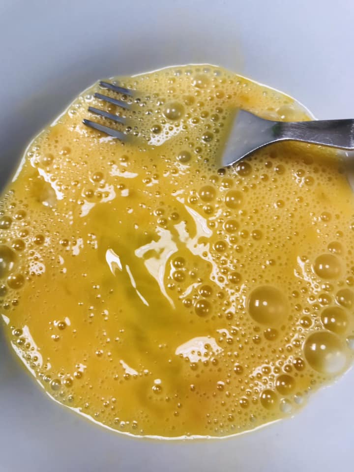 Ricetta Mini Cornetti con Wurstel (di Pasta Sfoglia) - passaggio 6
