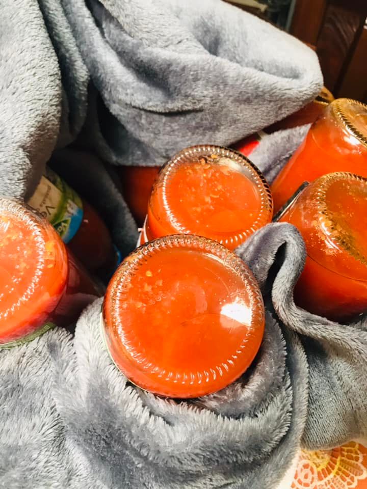 Salsa di pomodoro fresco (passata di pomodoro fatta in casa) - passaggio 17