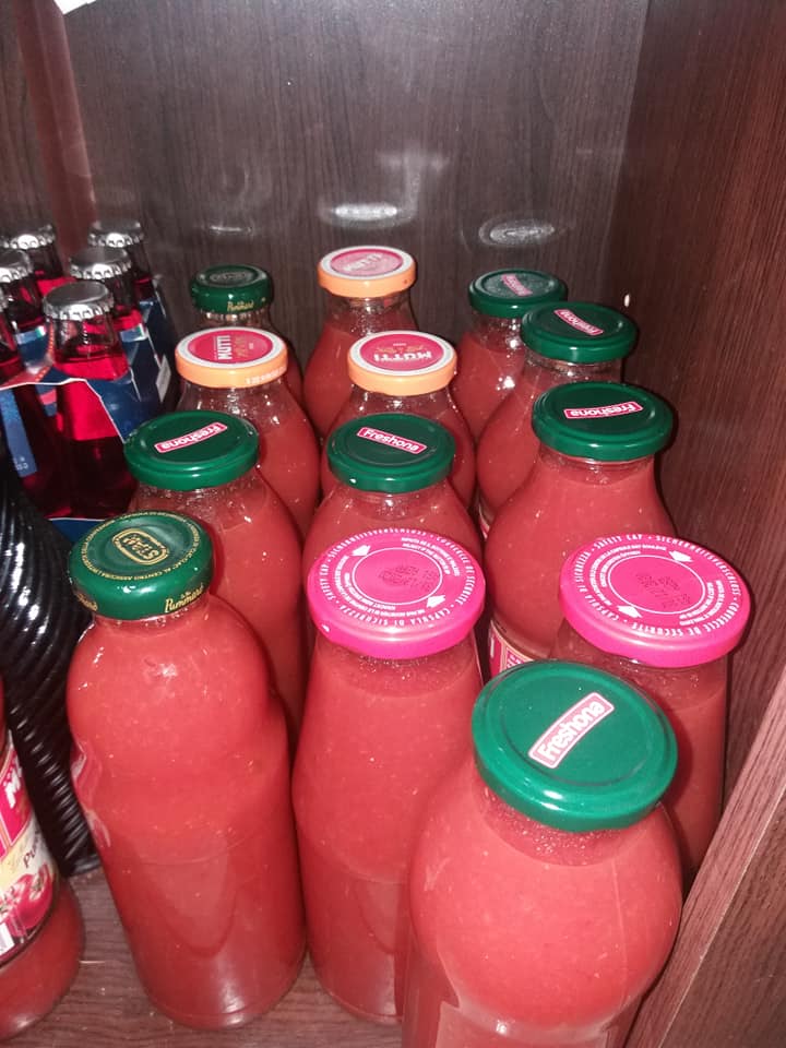 Salsa di pomodoro fresco (passata di pomodoro fatta in casa) - passaggio 19