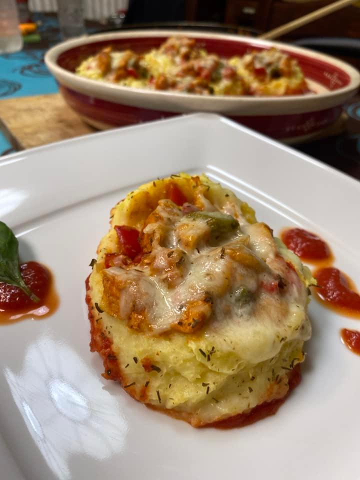 Ricetta Nidi di patate ripiene di pollo, peperoni e funghi - passaggio 18
