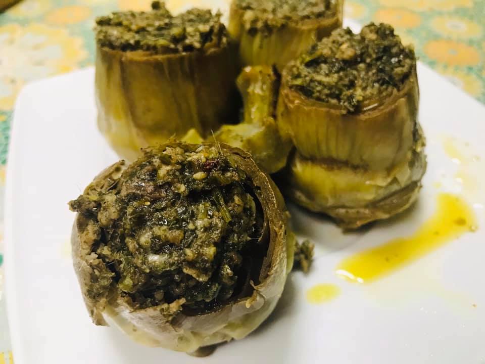Ricetta Cacuocciuli a viddaniedda (carciofi alla villanella)