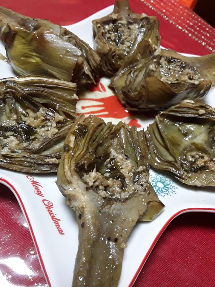 Ricetta Cacuocciuli a viddaniedda (carciofi alla villanella) - passaggio 12
