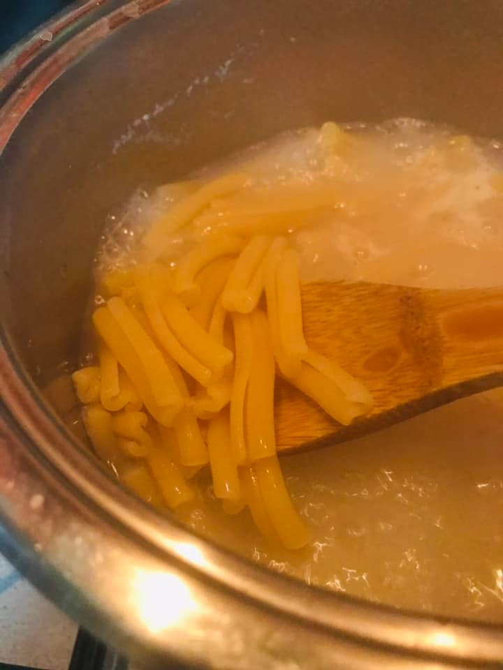 Ricetta Casarecce funghi e salsiccia - passaggio 10