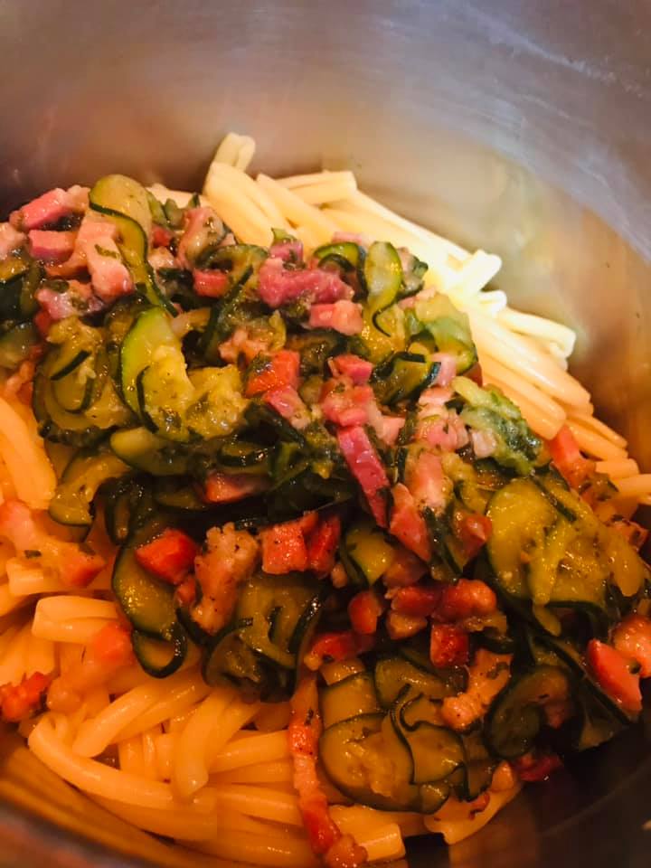 Ricetta Caserecce zucchine e pancetta cremosa - passaggio 10