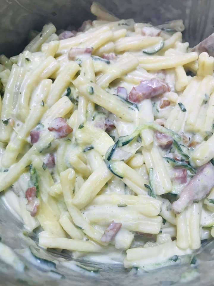 Ricetta Caserecce zucchine e pancetta cremosa - passaggio 12