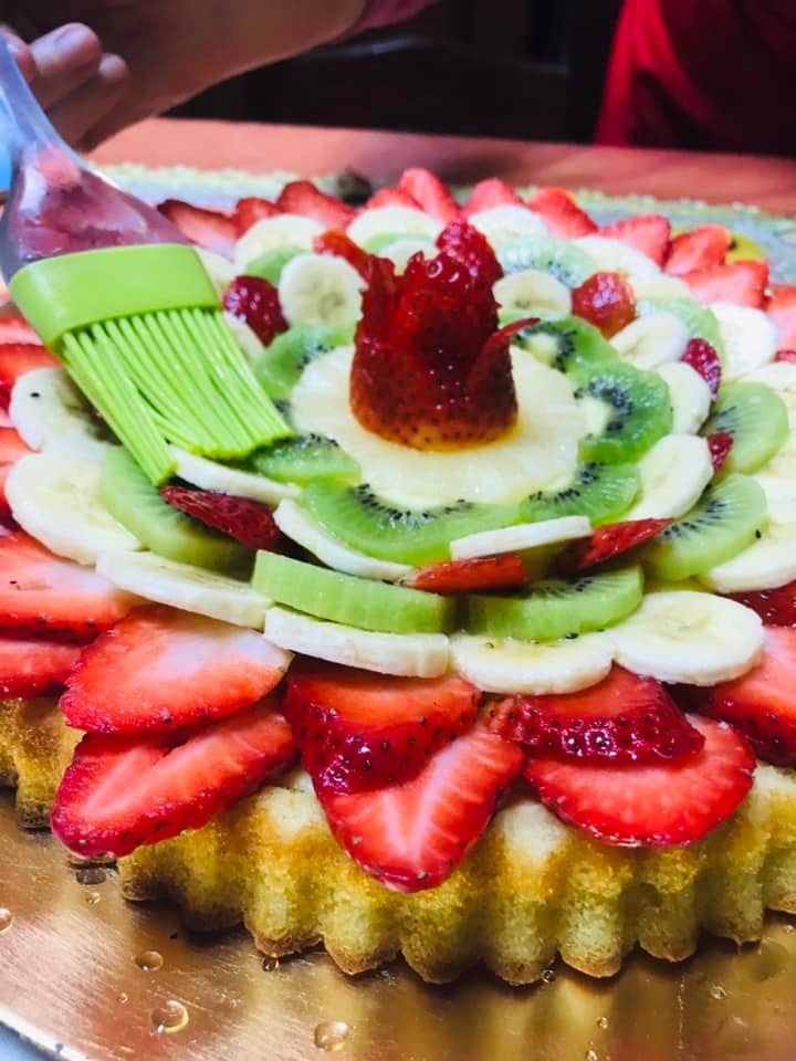 Ricetta Crostata con frutta fresca e crema pasticcera - passaggio 23
