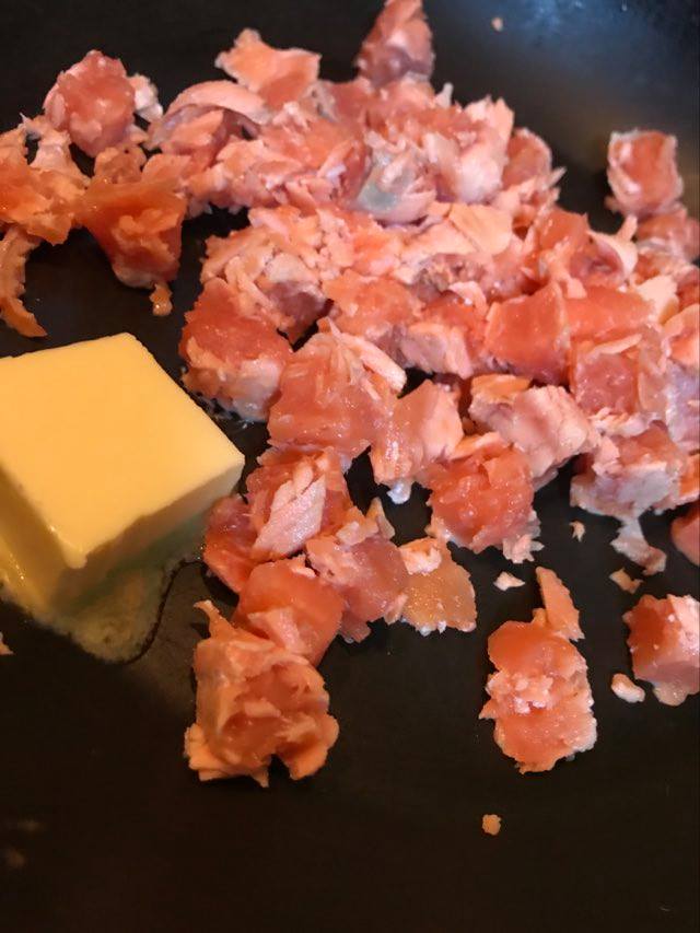 Ricetta Farfalle al salmone (a modo mio) - passaggio 2