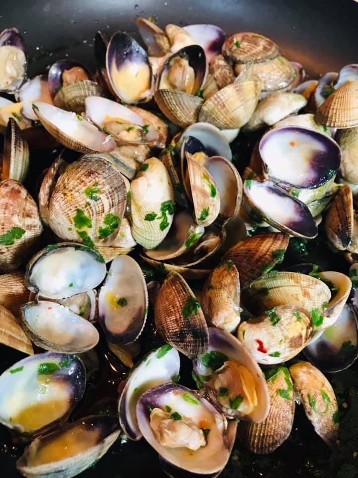 Ricetta Fettuccine con vongole - passaggio 8