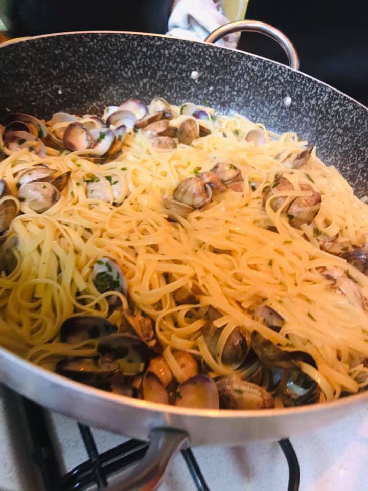 Ricetta Fettuccine con vongole - passaggio 15
