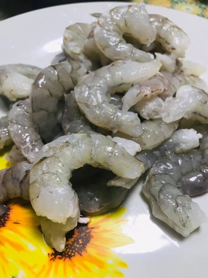 Ricetta Fettuccine pesto di zucchine e mazzancolle (o gamberi) - passaggio 2