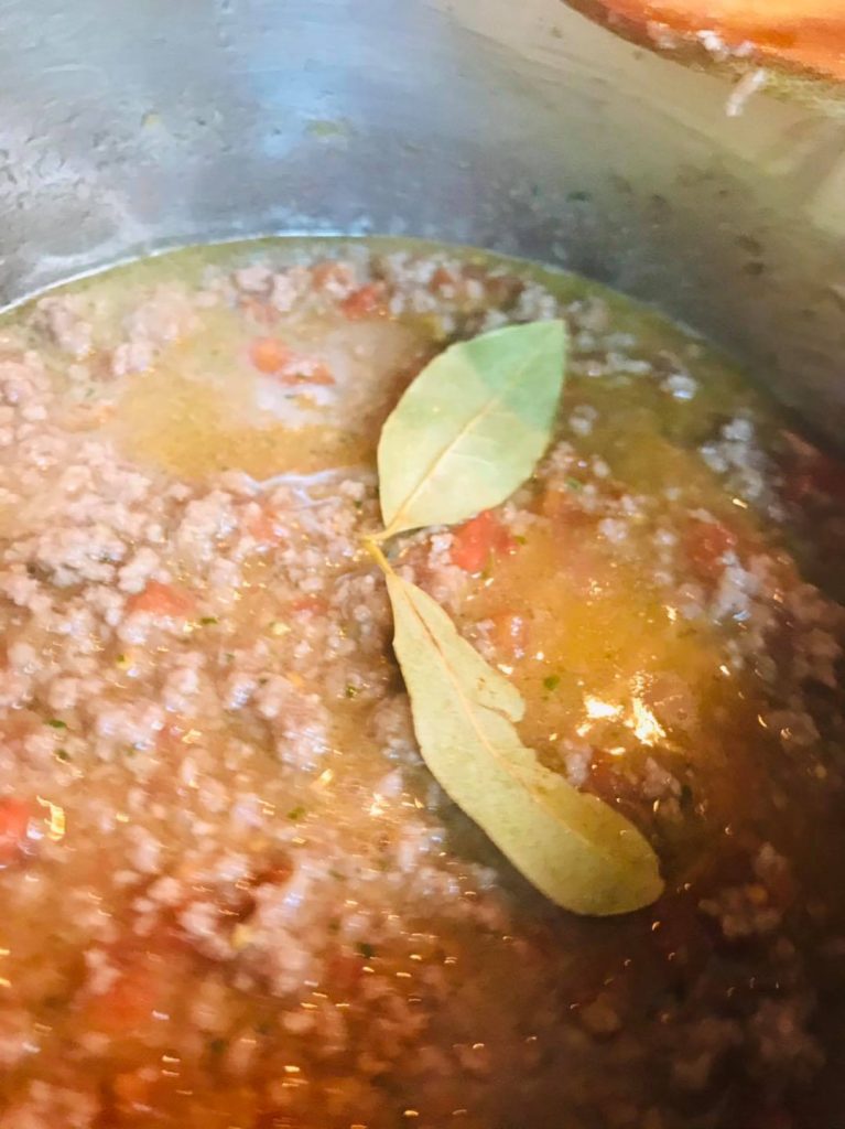 Ricetta Fettucine con il ragù in bianco - passaggio 5