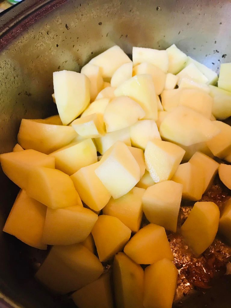 Ricetta Fusi di pollo con patate (aggrassato a Palermo) - passaggio 7