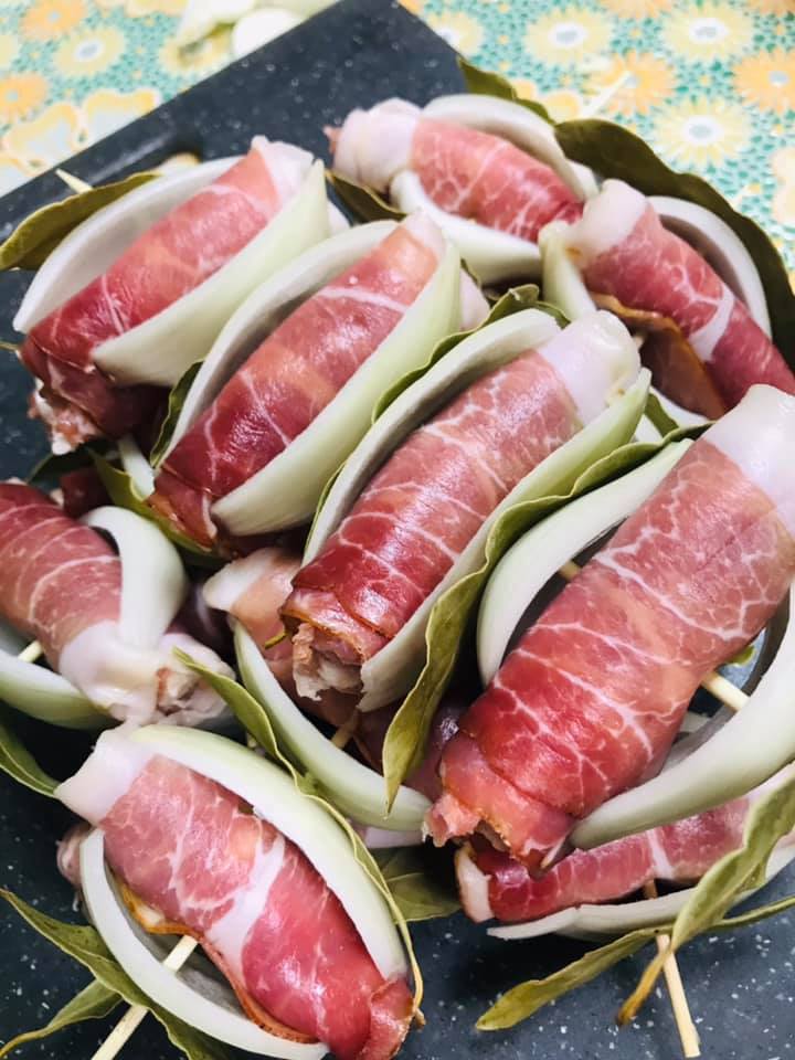 Ricetta Involtini di salsiccia saporita