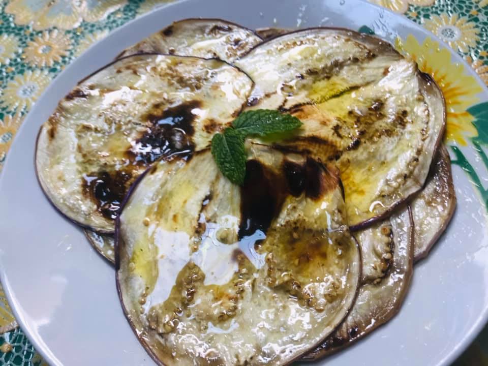 Ricetta Melanzane arrostite con aglio e menta