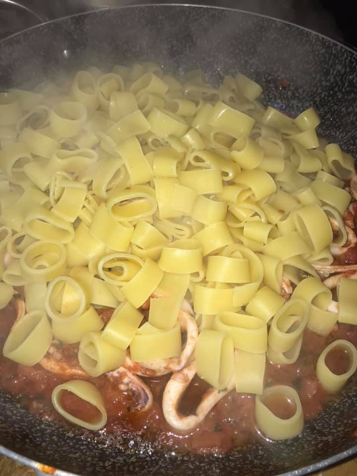 Ricetta Pasta la “Calamarata” - passaggio 14