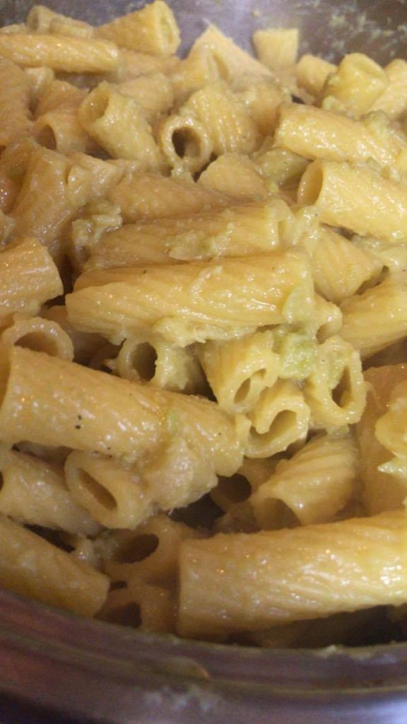 Ricetta Pasta chi vruocculi arriminata (pasta con i broccoli “cavolfiore” mescolata) - passaggio 8