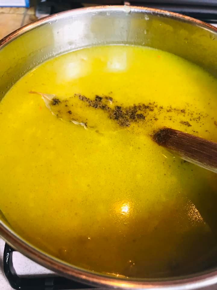 Ricetta Penne piselli, prosciutto cotto e salsiccia - passaggio 3