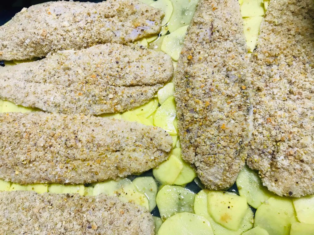 Ricetta Pesce persico con patate al forno (o pangasio) - passaggio 18