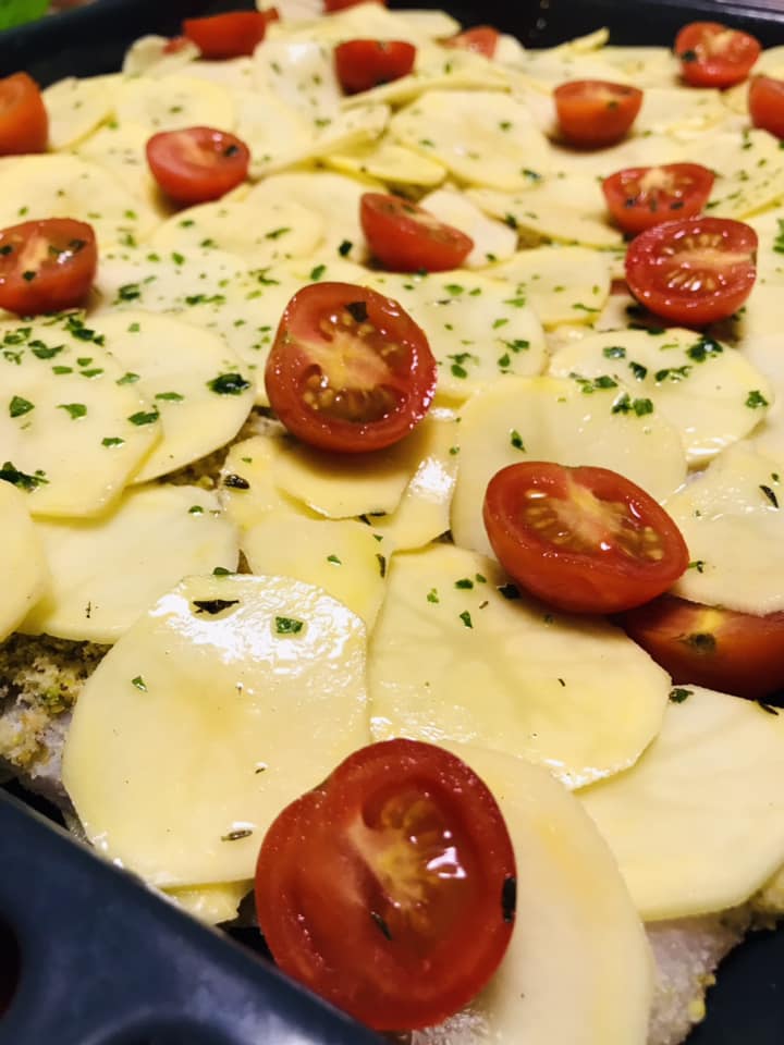 Ricetta Pesce persico con patate al forno (o pangasio) - passaggio 21