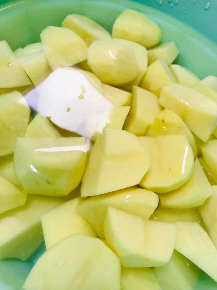 Ricetta Polpette con patate - passaggio 1