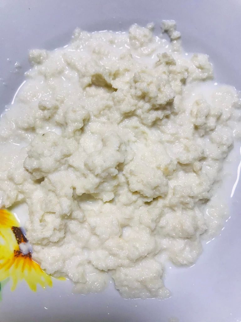Ricetta Polpettone ripieno con patate, piselli e carote - passaggio 8