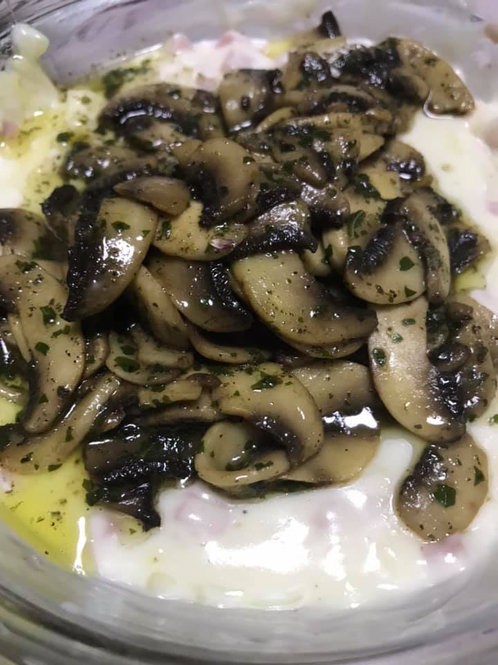Ricetta Portafogli di Crepes Salate Filante ai Carciofi (o Funghi) - passaggio 12