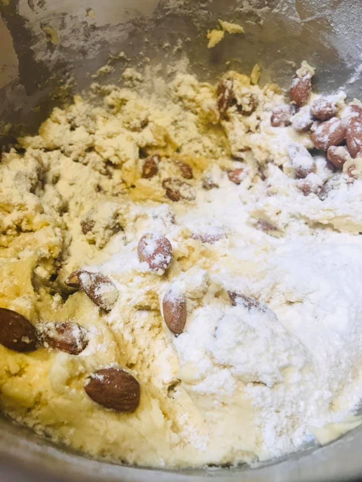 Ricetta Quaresimali o cantucci - passaggio 8