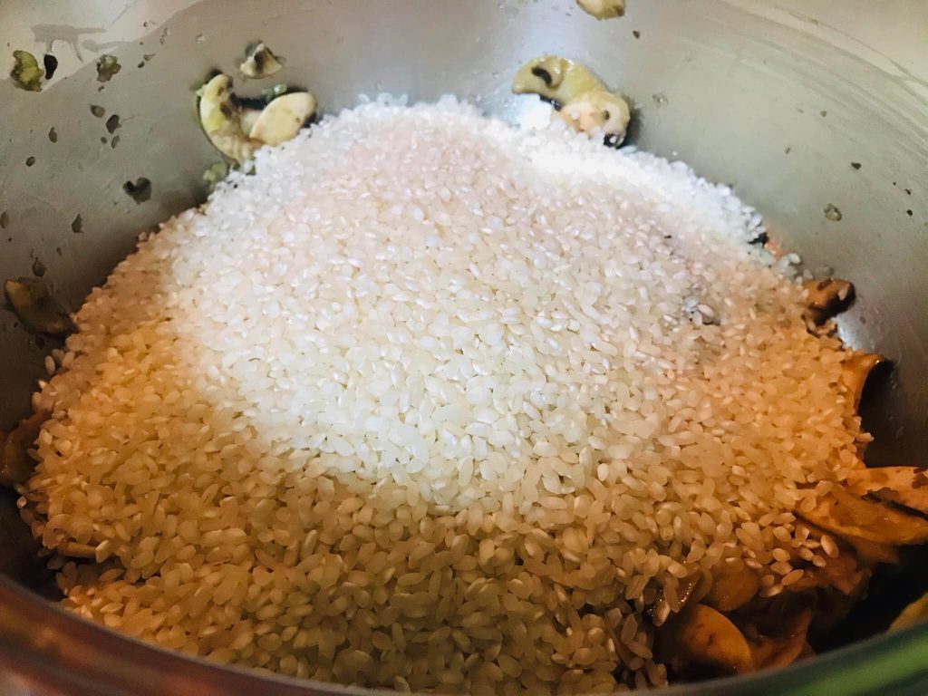 Ricetta Risotto ai funghi - passaggio 7