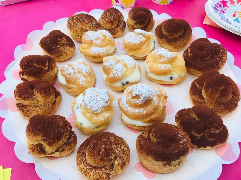 Ricetta Cream tart choux (Torta di compleanno) - passaggio 26