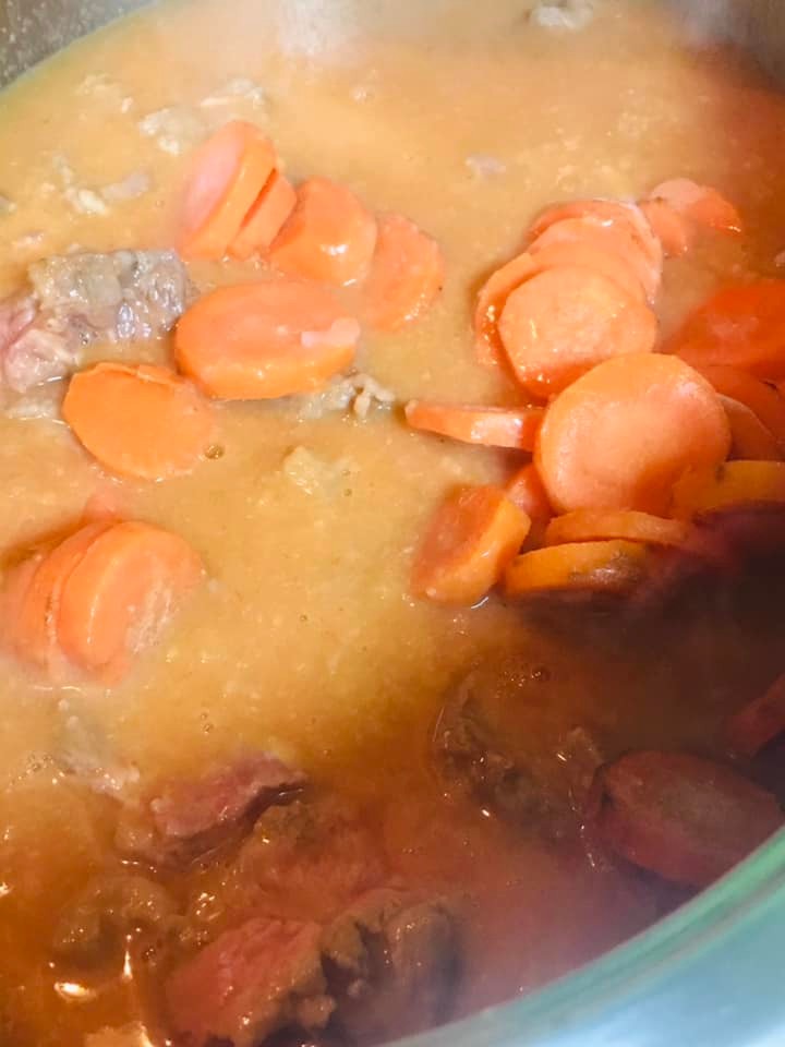 Ricetta Spezzatino di manzo (o vitello) con patate cremoso - passaggio 11