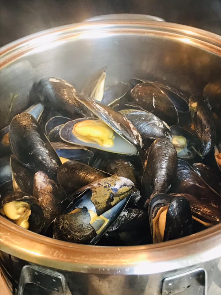 Ricetta Zuppa Di Cozze - passaggio 3